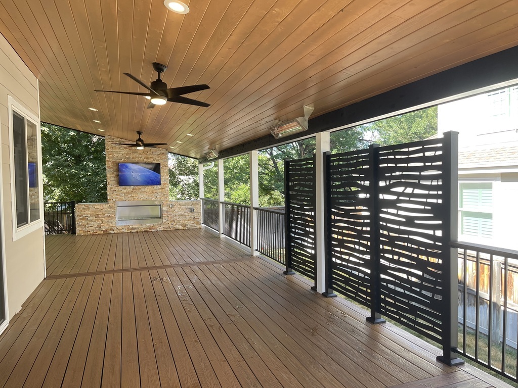 Colorado deck builder project photo showing a finished deck